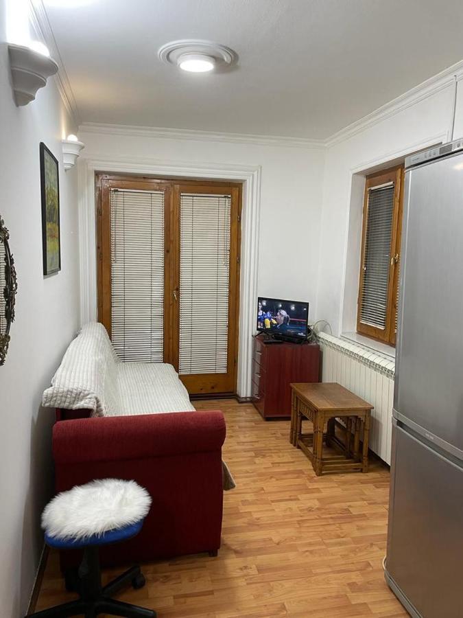Apartment Mixa Белград Экстерьер фото
